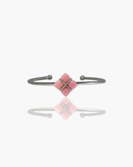 Simple Cushion Clover Bangle