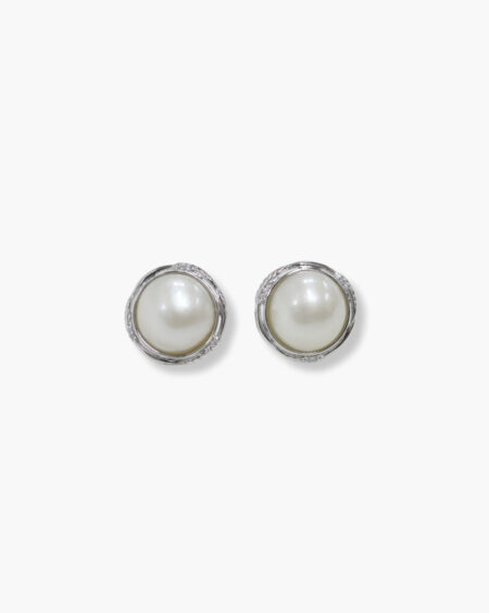 Mabe Pearl Stud Earrings