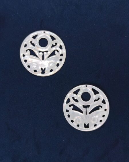 Exquisite Butterfly Mandala White Mother of Pearl Discs (10pcs)