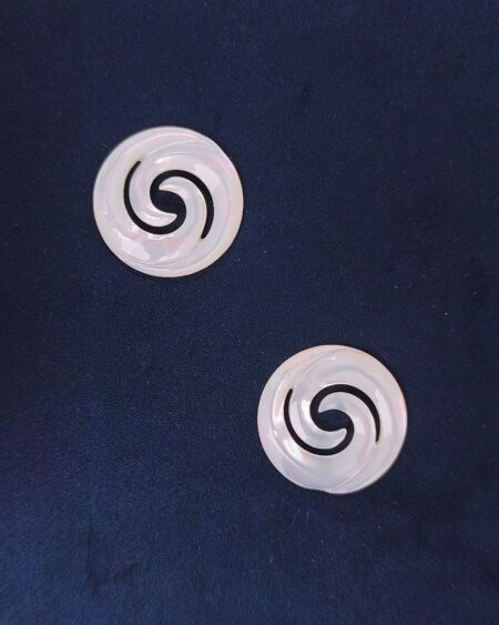 White Mother of Pearl Spiral Coin Charm (10pcs)