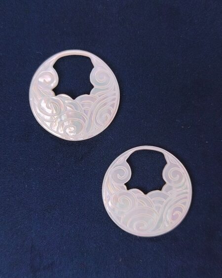 Natural White Mother of Pearl Carved Waves (10pcs)