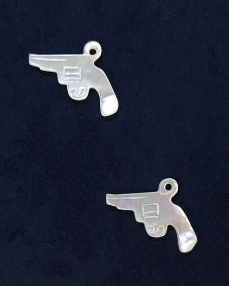 White Mother of Pearl Revolver Carved MOP Shell (10pcs)