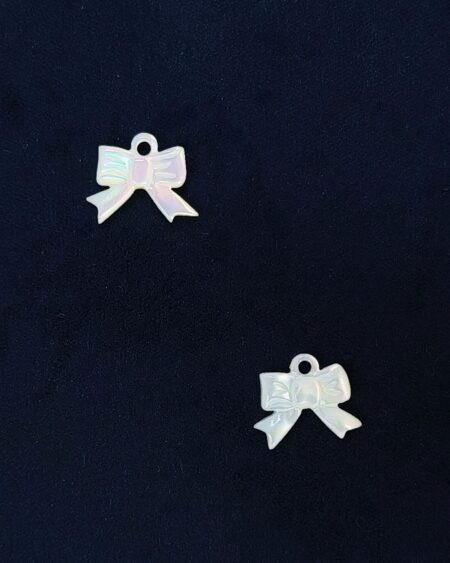 White Mother of Pearl Bow Charms (10pcs)
