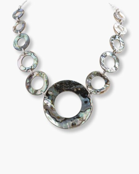 Round Hollow Pieces Necklace