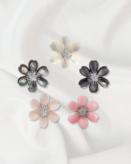 Flower Pendant