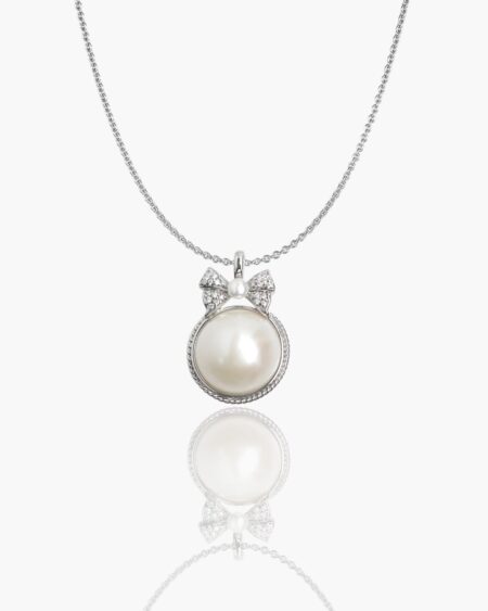 Mabe Pearl With Bow Tie Pendant